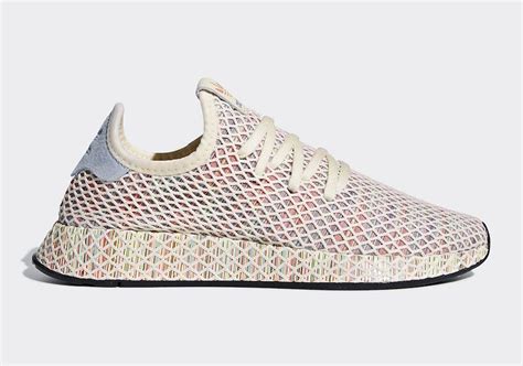 adidas deerupt pride